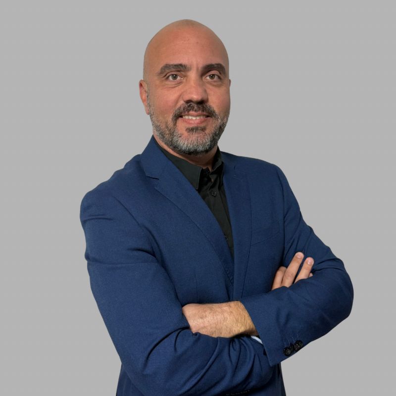 Fernando – Asesor de Seguridad